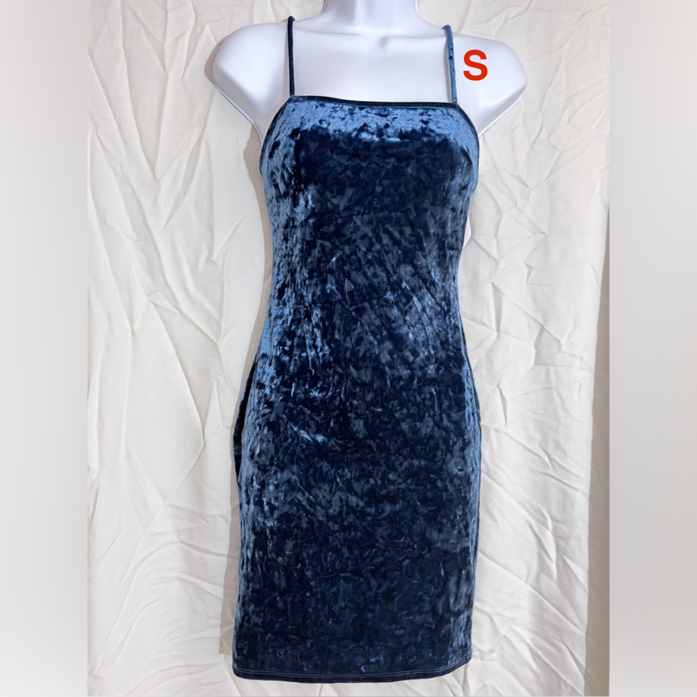 Elegant Blue Velvet Dress